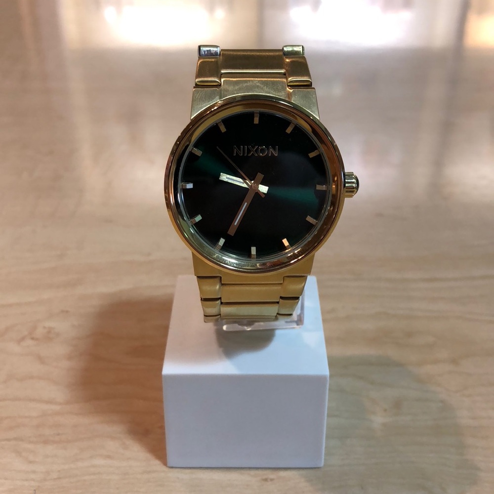 Mens Nixon Watch
